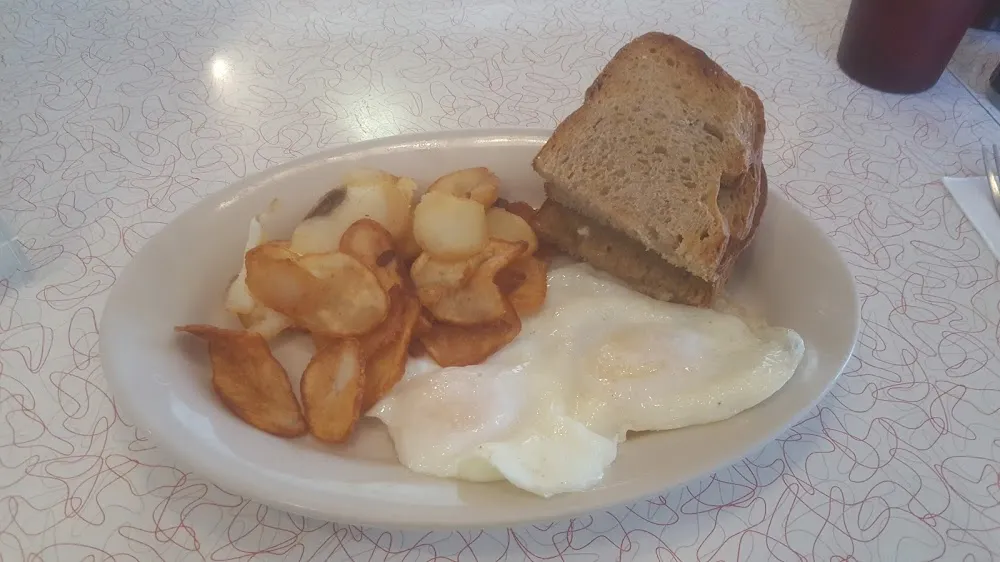 2 Eggs over Easy Home Fries Toast