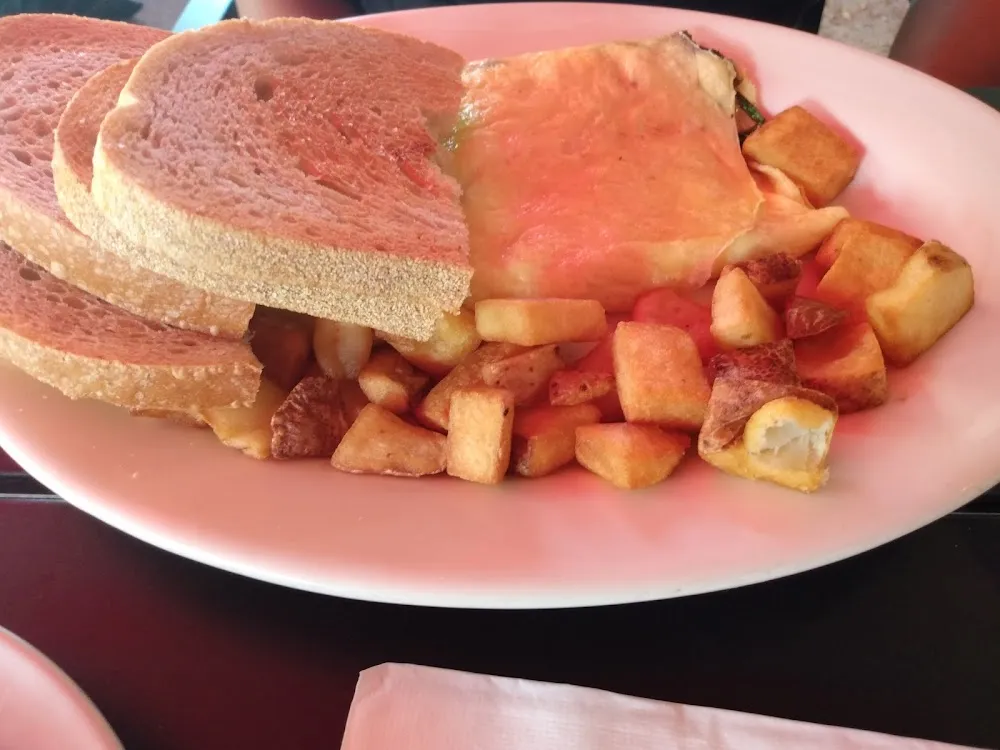 Toast Omlette and Potatoes